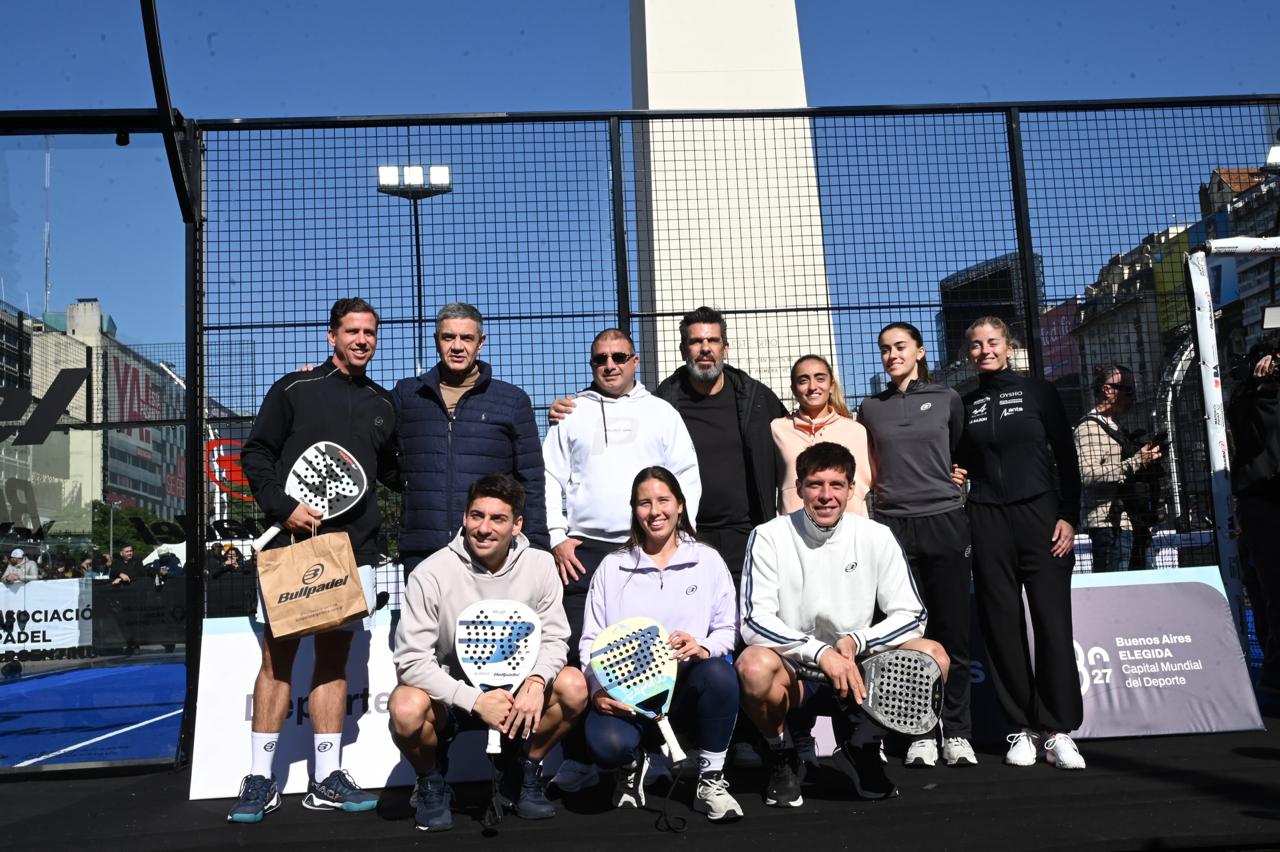 Club members lined up courtside in matching tees
